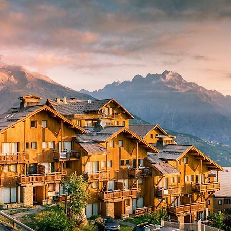 ピュイ・サン・ヴァンサン Hameau Des Ecrins By Infinimountainアパートホテル エクステリア 写真