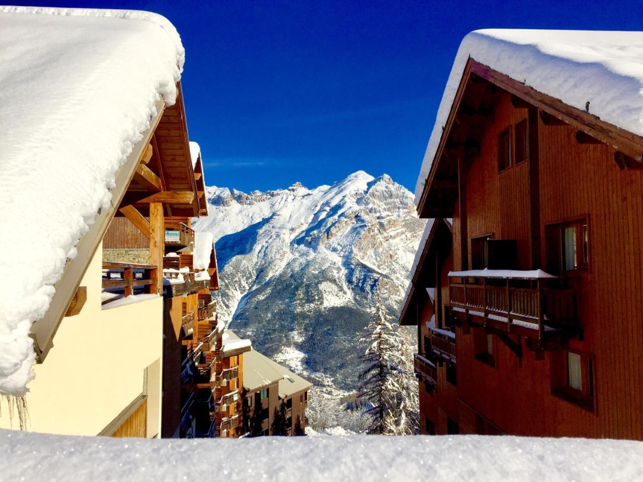 ピュイ・サン・ヴァンサン Hameau Des Ecrins By Infinimountainアパートホテル エクステリア 写真