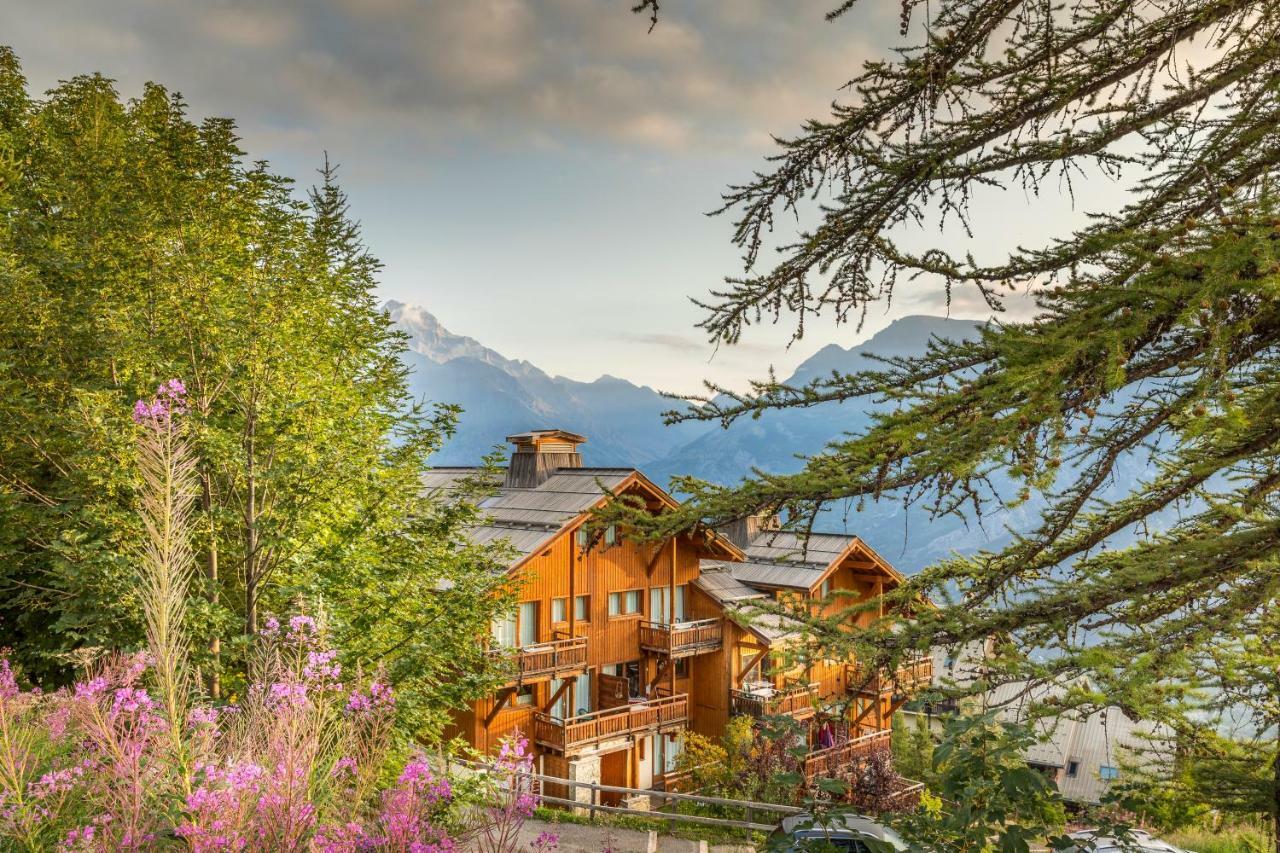 ピュイ・サン・ヴァンサン Hameau Des Ecrins By Infinimountainアパートホテル エクステリア 写真