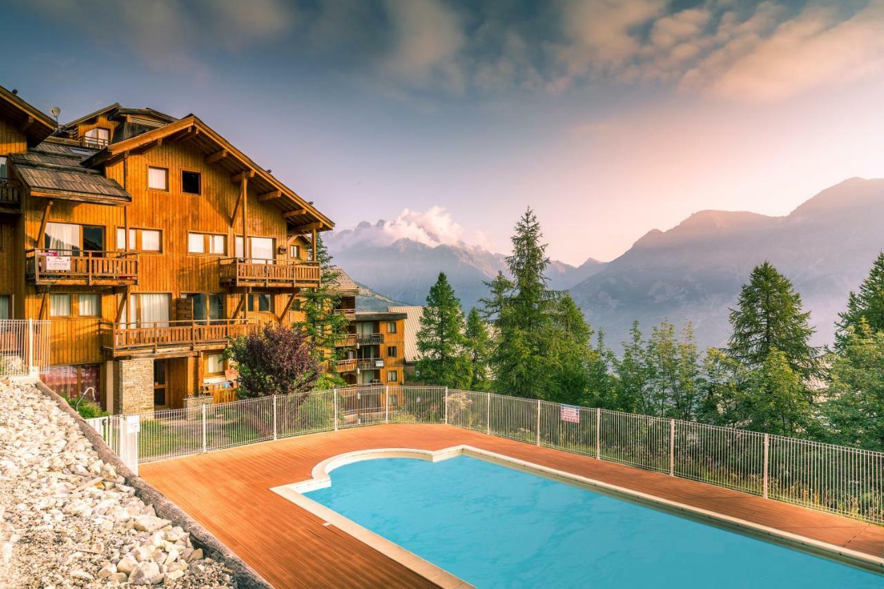 ピュイ・サン・ヴァンサン Hameau Des Ecrins By Infinimountainアパートホテル エクステリア 写真